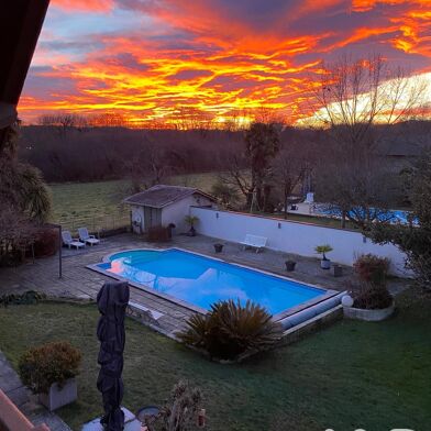 Maison 7 pièces 398000 €