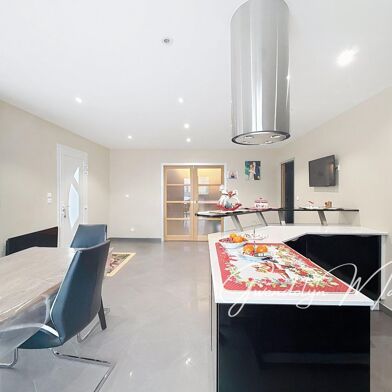 Maison 5 pièces 205000 €