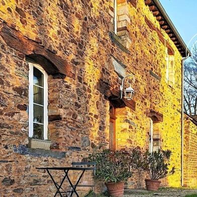 Maison 7 pièces 377775 €