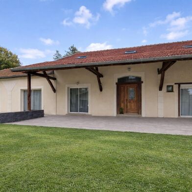 Maison 7 pièces 219000 €