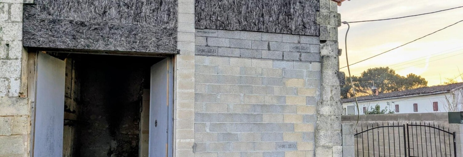 Immeuble  70 m² à vendre à Cézac (33620)