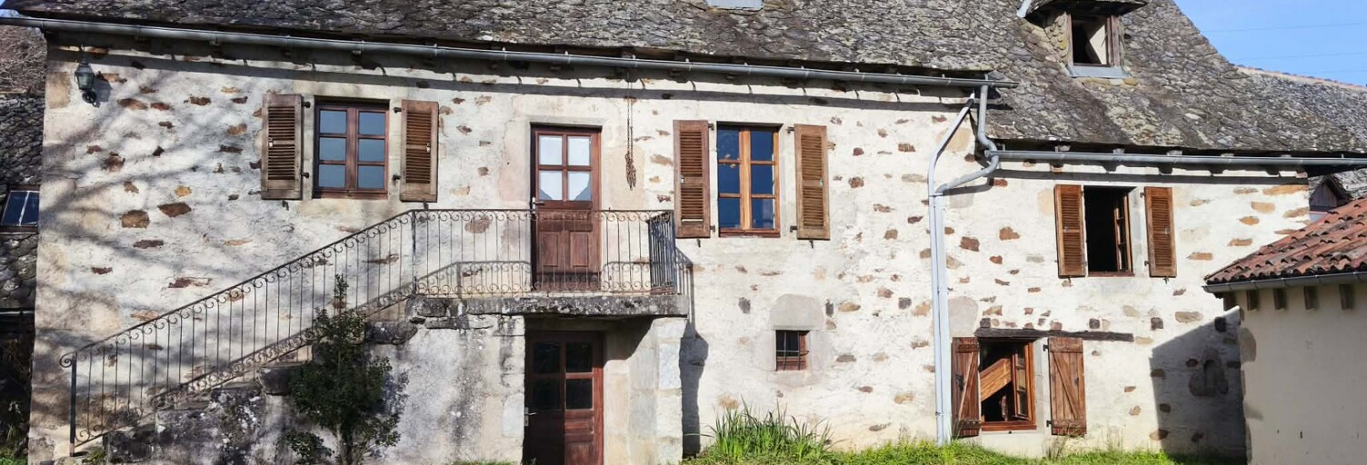 Maison 5 Pièces 135 m² à vendre à Leucamp (15120)