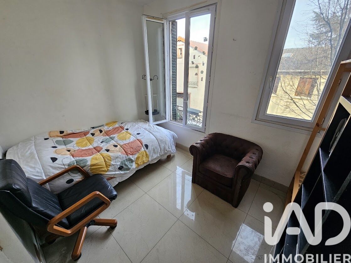 Choisy-le-Roi - 13m² - 1p.