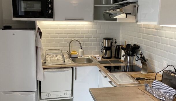 Appartement 1 pièces  à louer Rochelle (La) 17000