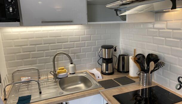 Appartement 1 pièces  à louer Rochelle (La) 17000