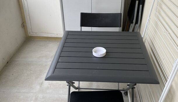 Appartement 1 pièces  à louer Rochelle (La) 17000