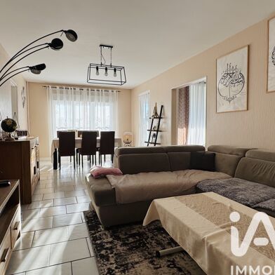 Appartement 6 pièces 172000 €