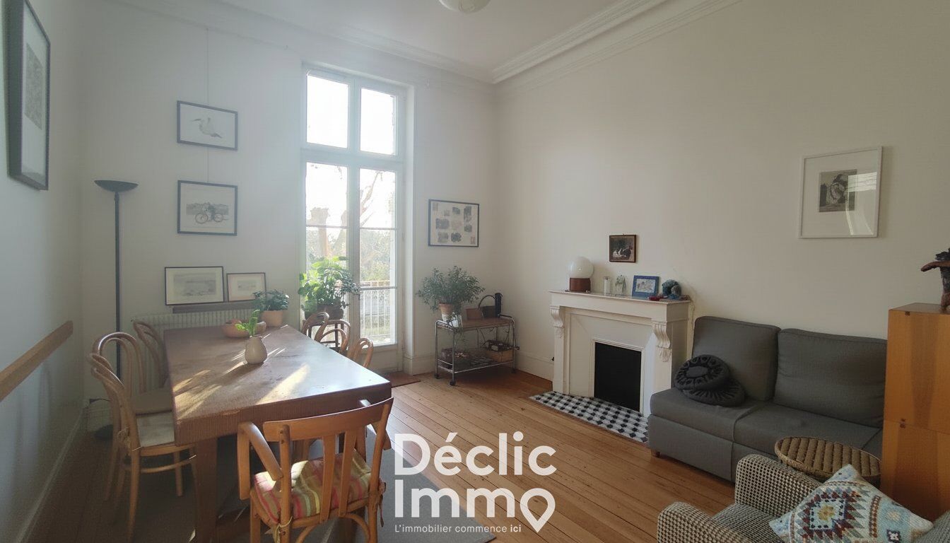 Villa / Maison  T9 à vendre Angoulême 16000