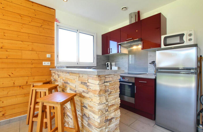 Logement T3 avec terrasse et jardin — photo 3