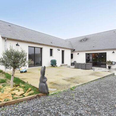 Maison 7 pièces 369600 €