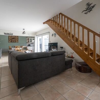 Maison 4 pièces 369600 €