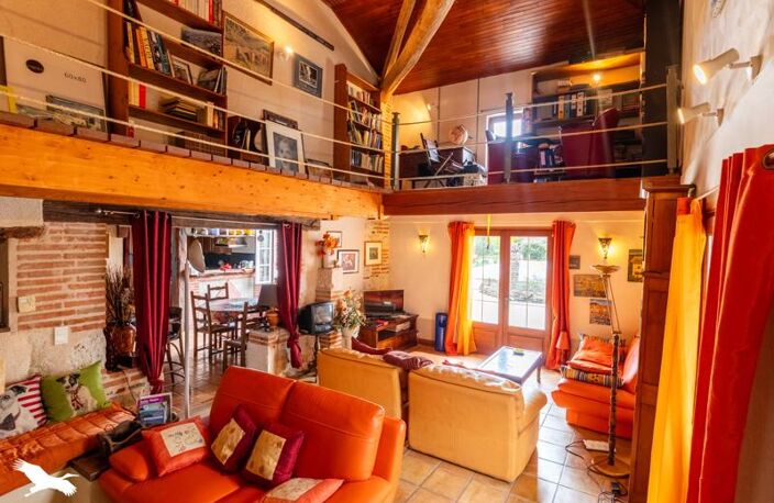 Maison en pierre de 5 pièces principales — photo 2