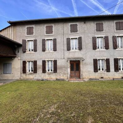 Maison 8 pièces 140000 €