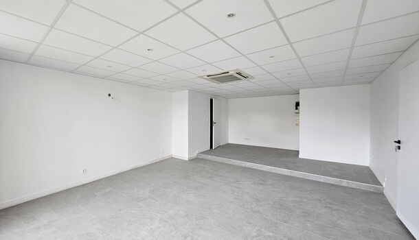 Local commercial  à louer Anneyron 26140