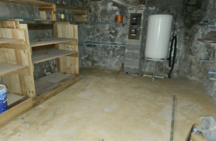Local commercial à louer dans centre d'Anneyron — photo 5