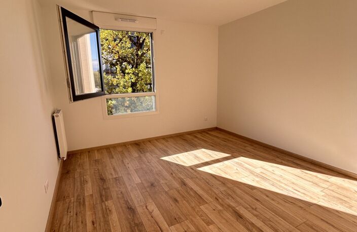 Appartement T3 de 68 m² avec un balcon de 10,93 m² — photo 2