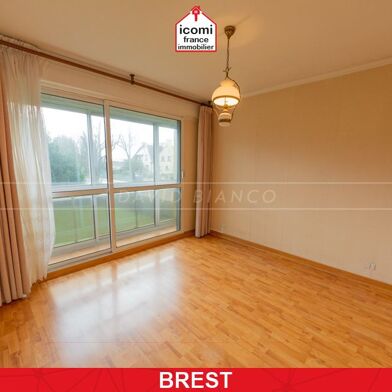 Appartement 6 pièces 164500 €