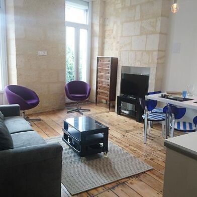 Appartement 1 pièces 820 €