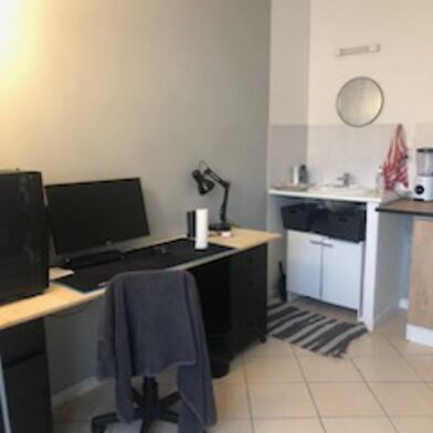 Appartement 1 pièces 450 €