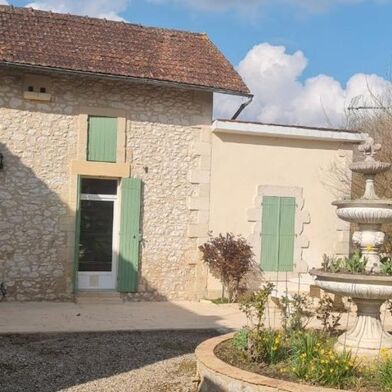 Maison 3 pièces 900 €