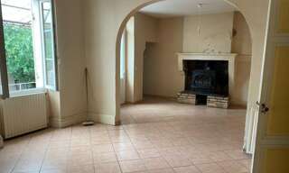 Maison 7 Pièces 170 m² à louer à Sauveterre-de-Guyenne (33540)