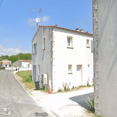 Maison 4 pièces 690 €