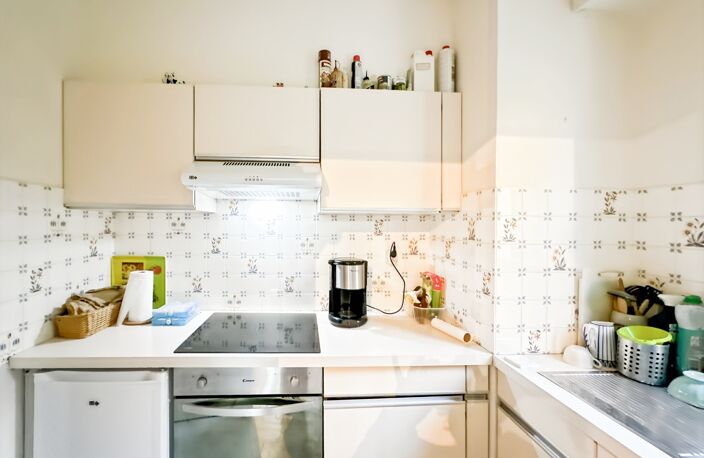 LA ROCHELLE, Appartement à vendre 1er étage, 2 pièces, 54m2, véranda, parking et cave — photo 4