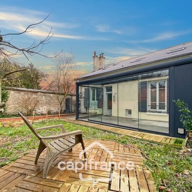 Maison 8 pièces 489900 €