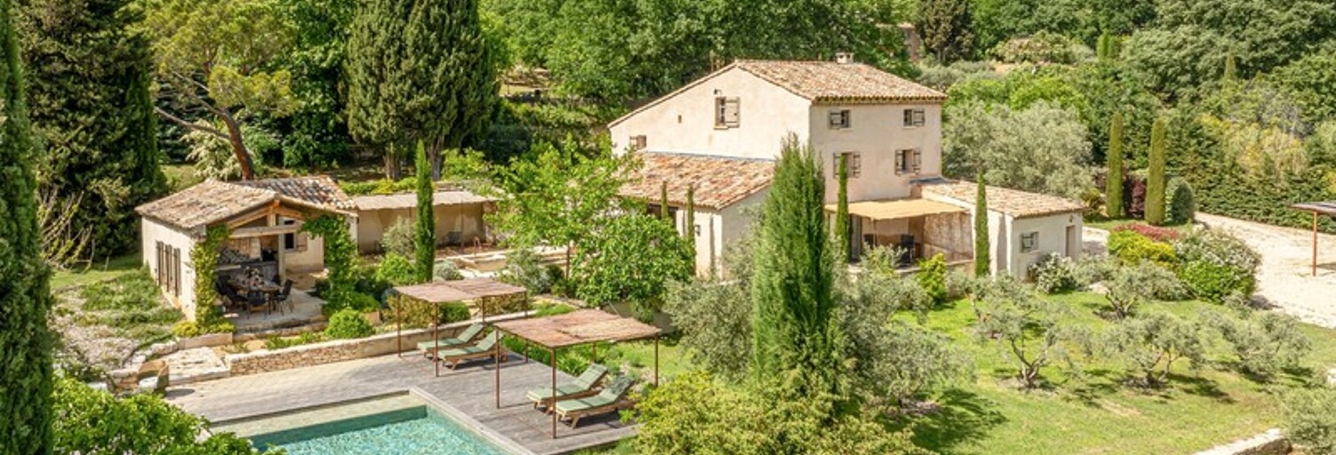 Maison 8 Pièces 300 m² à vendre à Saint-Saturnin-lès-Apt (84490)