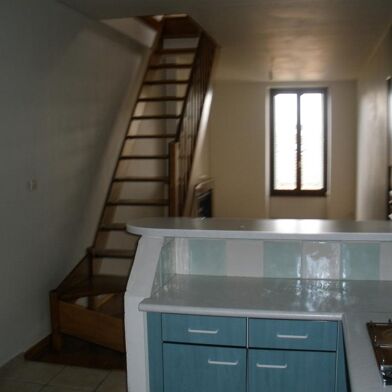 Appartement 2 pièces 740 €