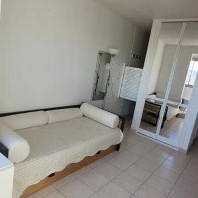 Appartement 1 pièces 630 €