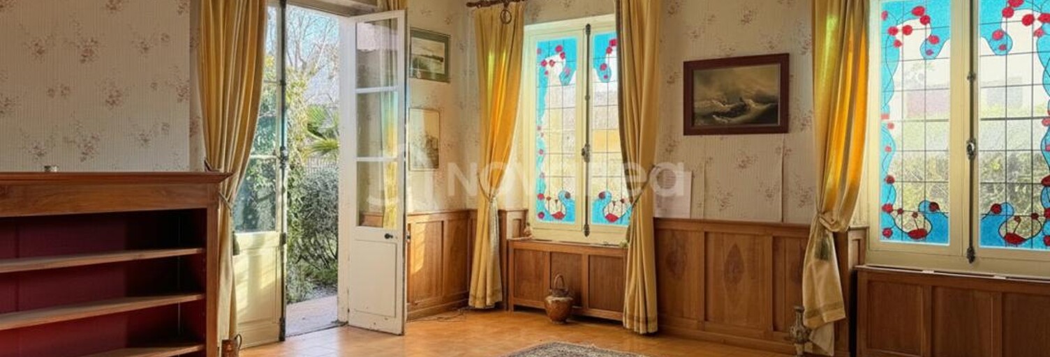 Maison 10 Pièces 265 m² à vendre à Gelos (64110)