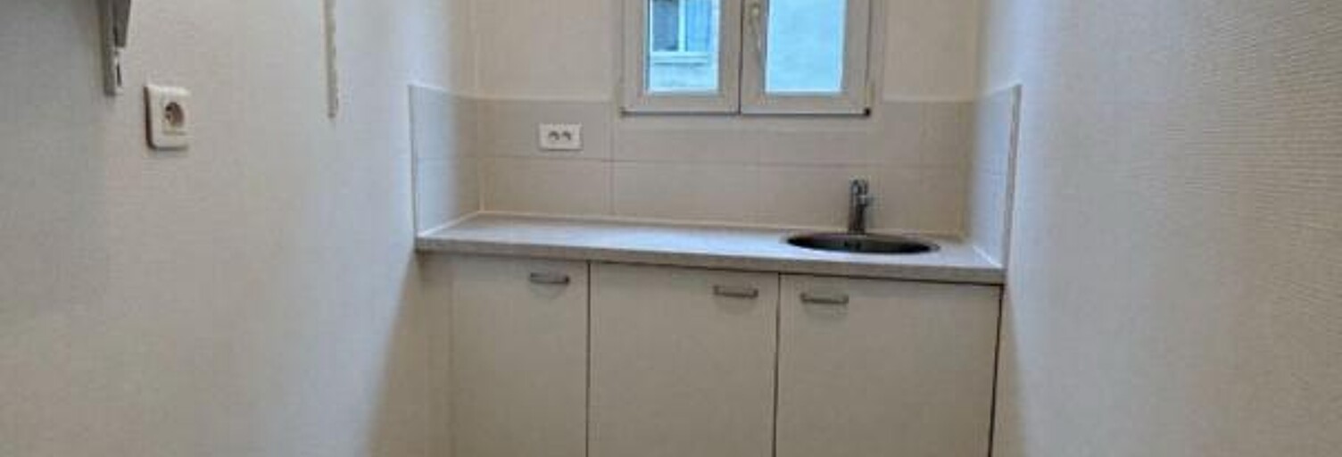 Appartement 1 Pièce 28 m² à louer à Paris 20 (75020)