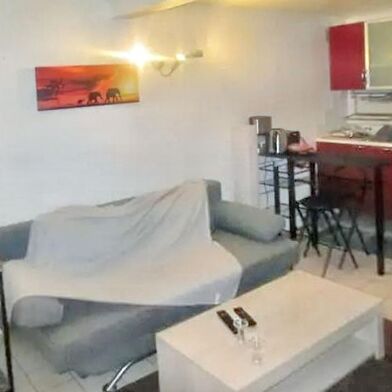 Appartement 2 pièces 900 €