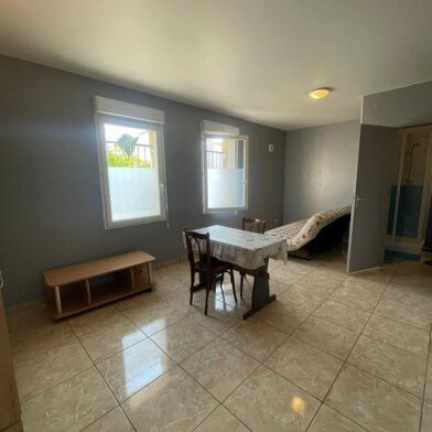 Appartement 1 pièces 700 €