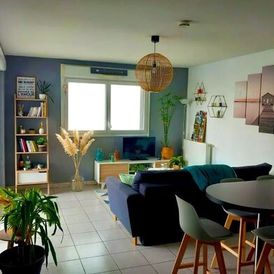 Appartement 2 pièces 750 €