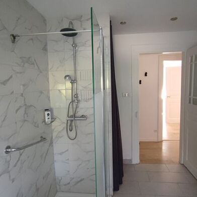 Appartement 4 pièces 700 €