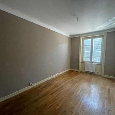 Appartement 3 pièces 550 €