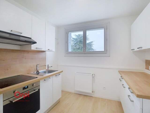 Appartement À Vendre — photo du bien