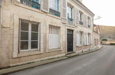 LIEUX UNIQUES ® x PROPRIÉTÉS PRIVÉES PROPOSE MAISON DE MAITRE DE 229 M² JARDIN 272 M² CENTRE MONDOUBLEAU — photo du bien