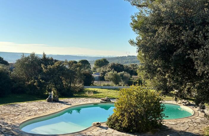Villa lumineuse en position dominante avec vue ! — photo 2
