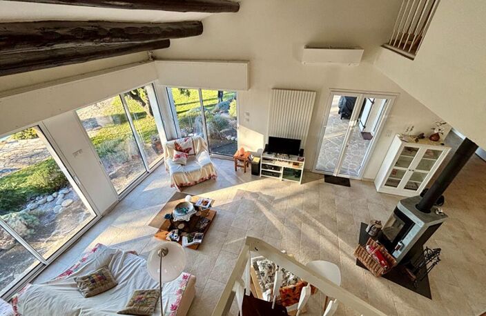 Villa lumineuse en position dominante avec vue ! — photo 3