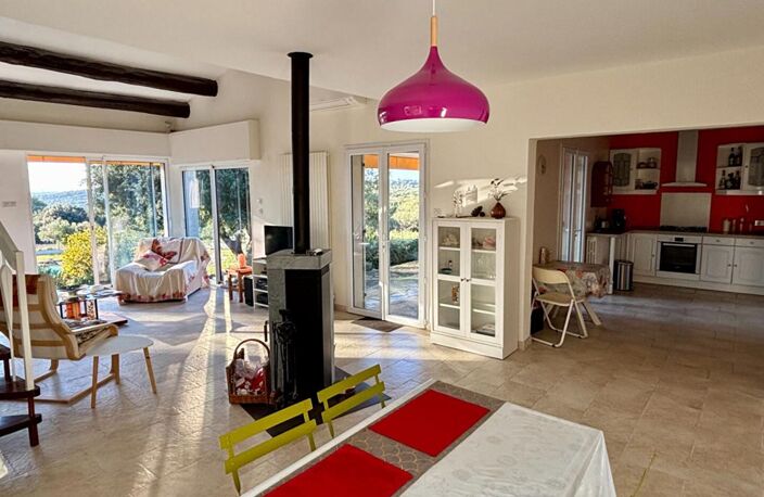 Villa lumineuse en position dominante avec vue ! — photo 4