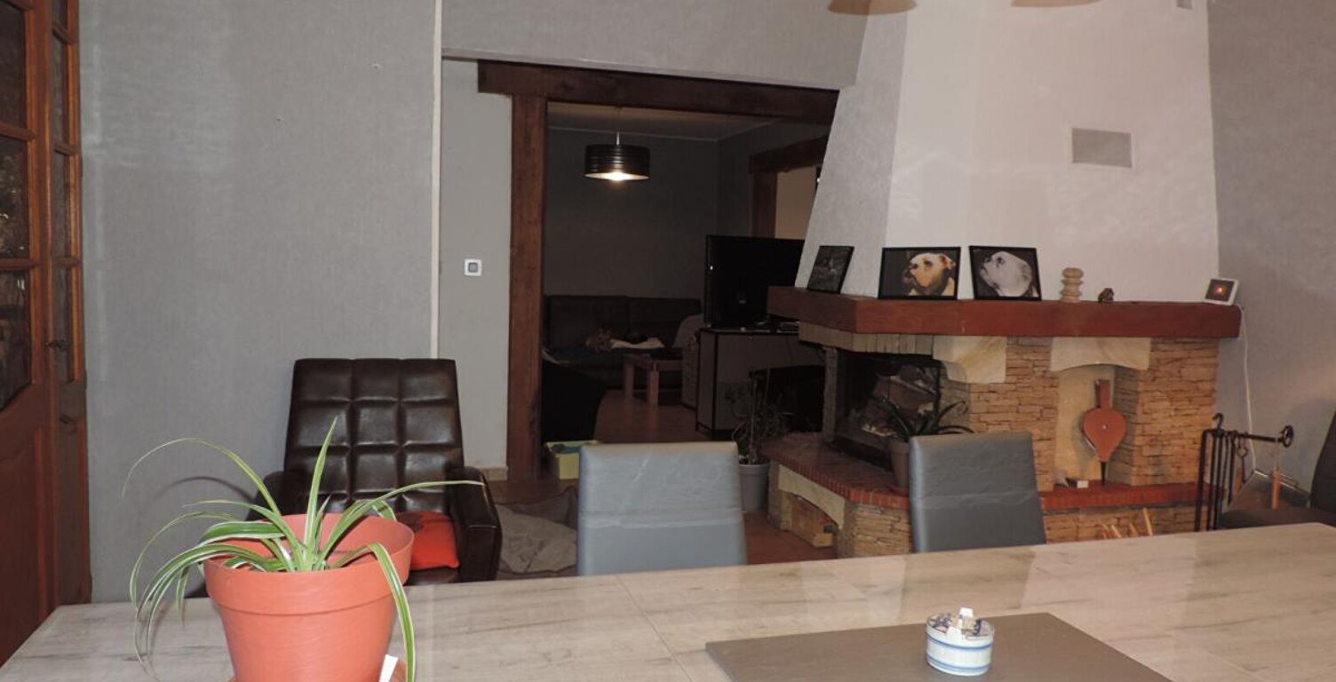 Plainfaing ? Maison 7 Pièces 195 m², Bien Évolutif à Fort Potentiel — photo 1