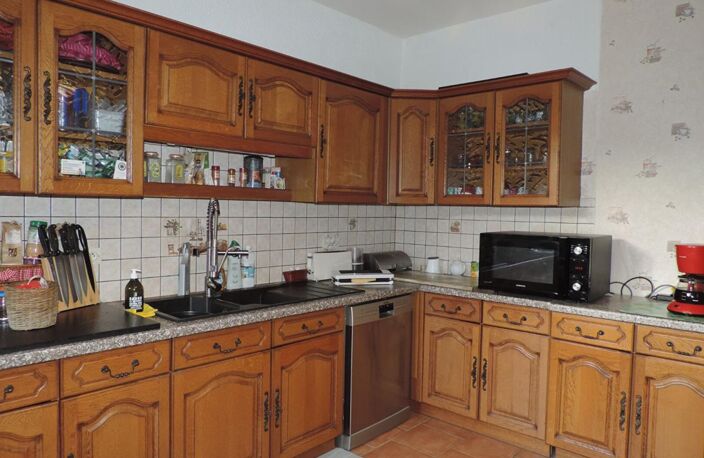 Plainfaing ? Maison 7 Pièces 195 m², Bien Évolutif à Fort Potentiel — photo 4