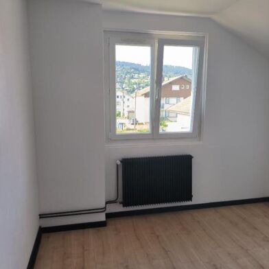 Appartement 7 pièces 185500 €