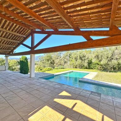 Appartement 4 pièces 729000 €