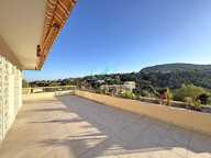 MANDELIEU LA NAPOULE- VUE MER ET MAGNIFIQUE TERRASSE — photo 2