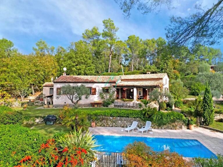 LE ROURET - Maison provençale de charme avec grand terrain — photo 1