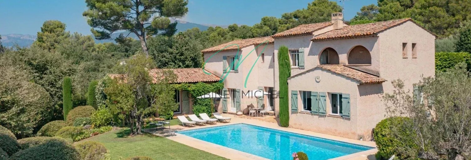 Maison 5 Pièces 238 m² à vendre à Roquefort-les-Pins (06330)